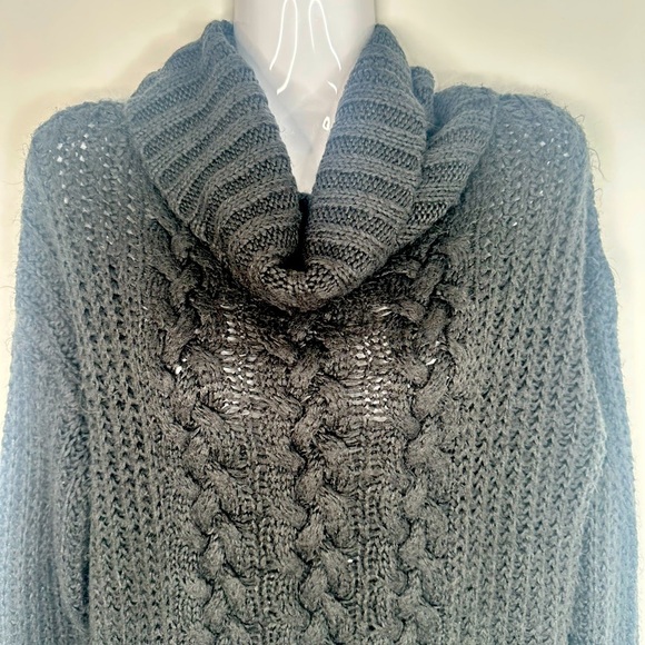 PINK ROSE Gray Long Sleeve Cowl Neck Casual Sweater Small - Picture 2 of 13